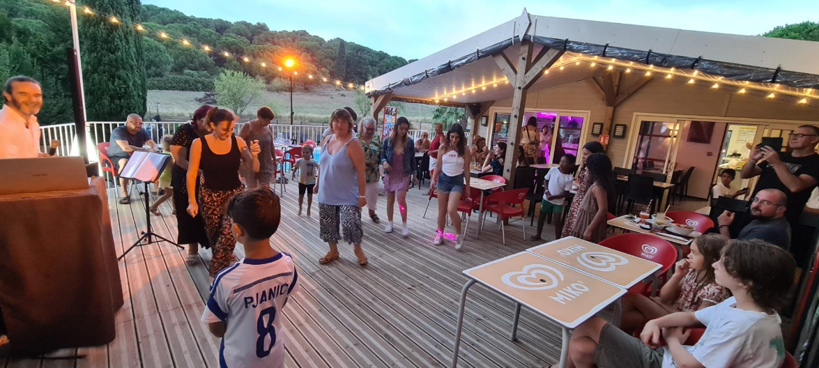 Restaurant / Bar / Terrasse