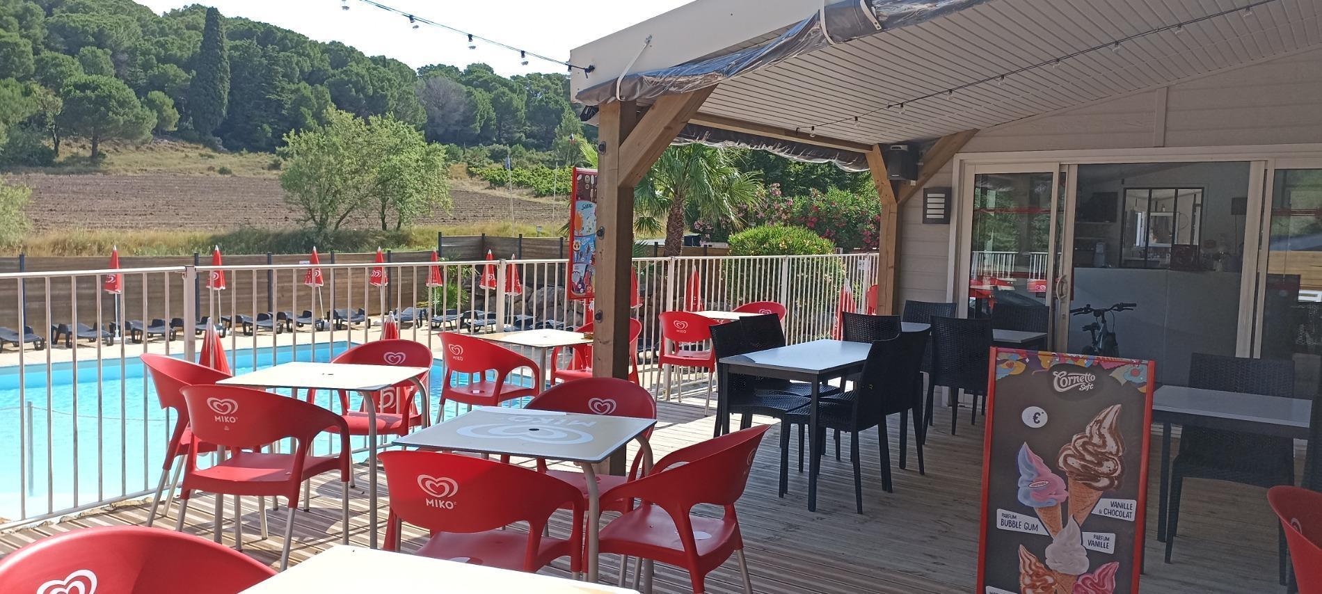 Restaurant / Bar / Terrasse