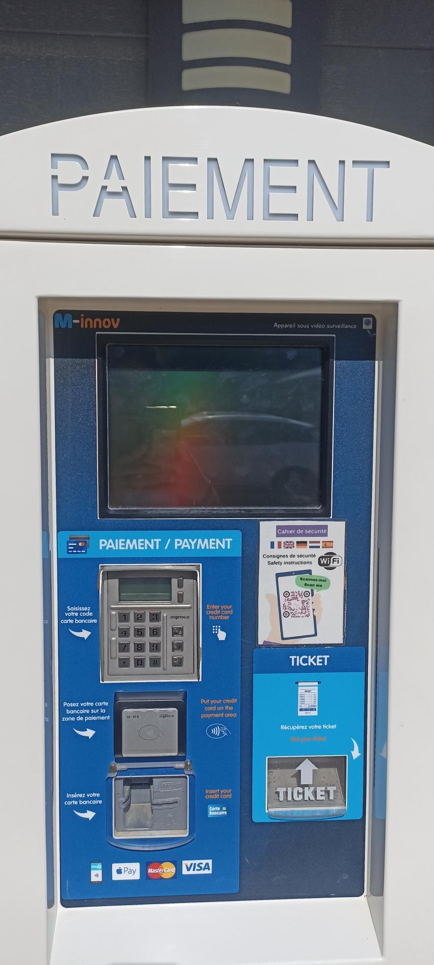 Borne d'accueil automatique