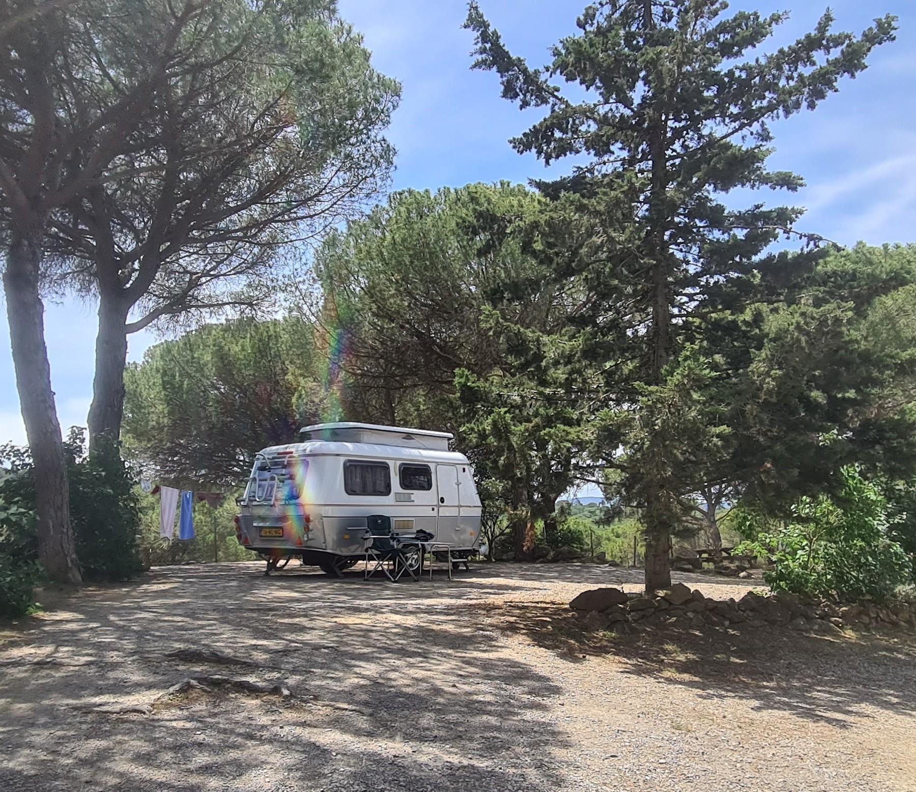 Emplacement Privil&egrave;ge : Caravane / Camping-car