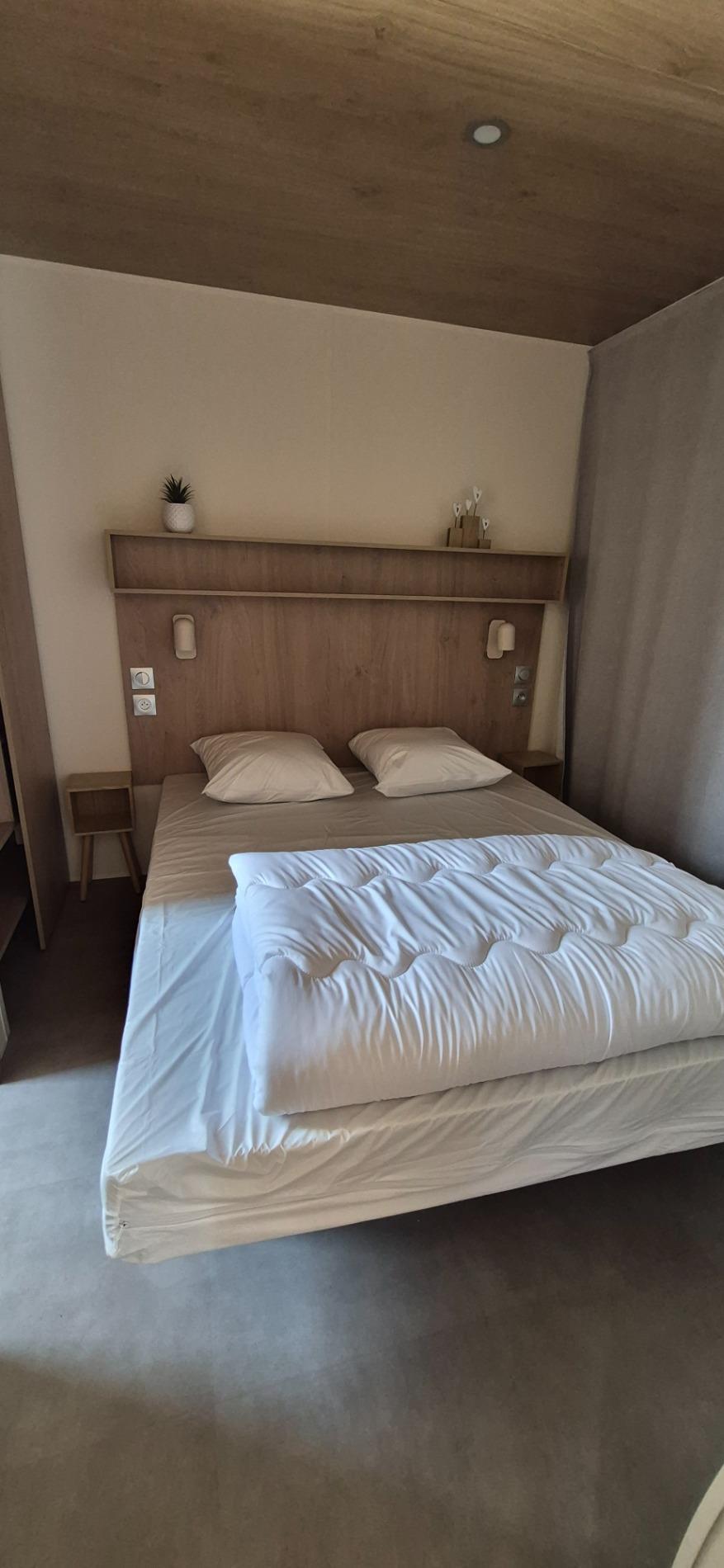 Signature JACUZZI 3Ch 2 SDB + TV + LV + CLIM + Terrasse couverte